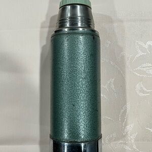 Vintage Aladdin Stanley Thermas